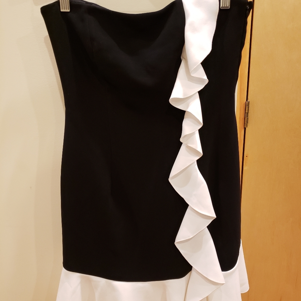 RACHEL ZOE STRAPLESS RUFFLE DRESS